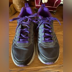 ✨REDUCED✨ New Balance 573 All Terrain Women’s Tennis Show